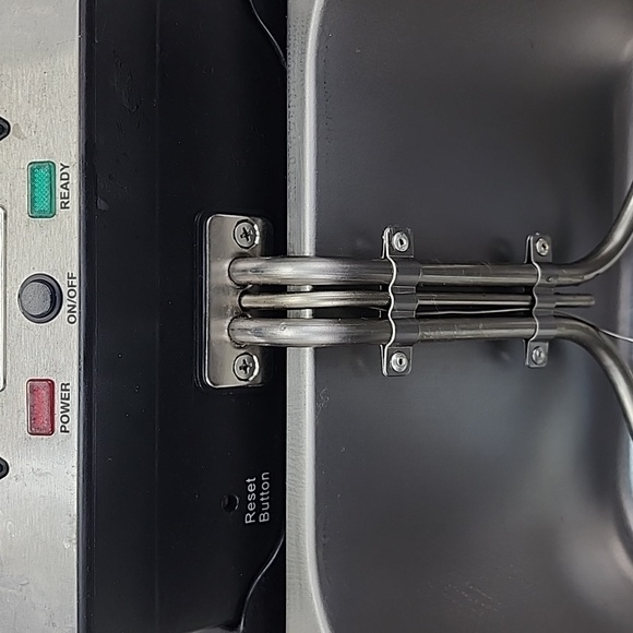 Waring Pro DF280 Professional Brushed Stainless Steel 3-Basket Deep Fryer - Picture 4 of 16